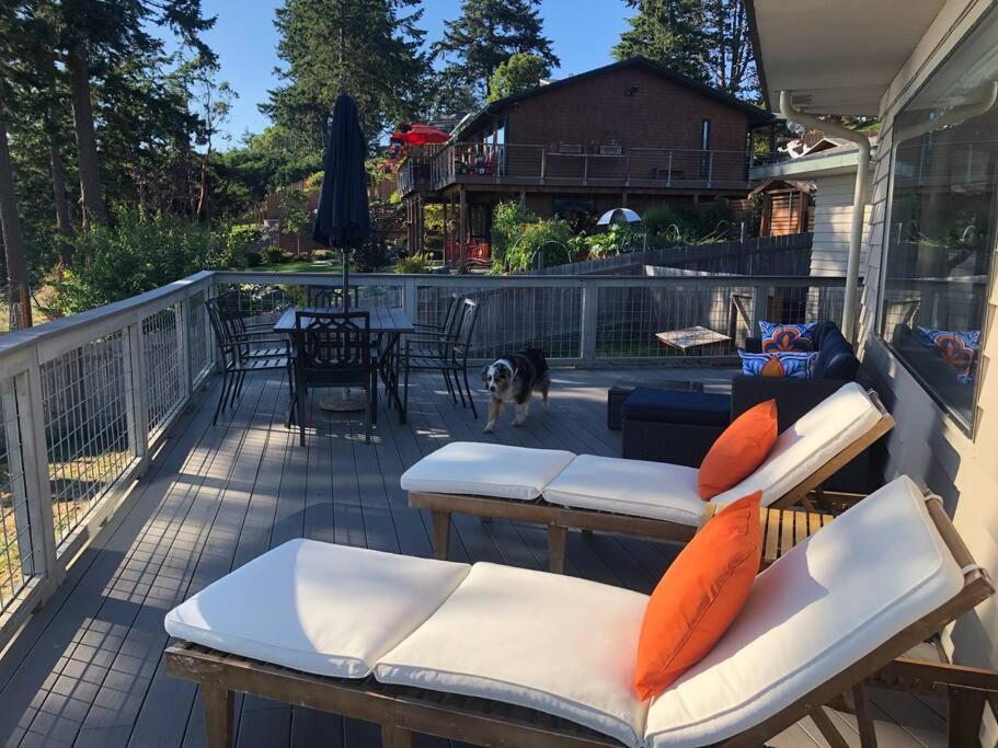 Waterfront, Sunsets And Mountains Villa Port Townsend Exterior photo