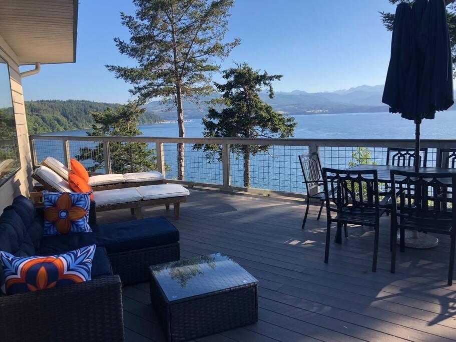 Waterfront, Sunsets And Mountains Villa Port Townsend Exterior photo