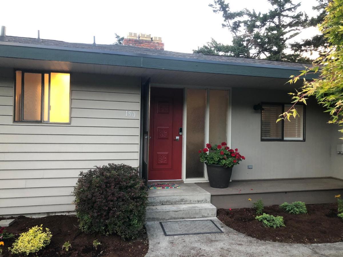 Waterfront, Sunsets And Mountains Villa Port Townsend Exterior photo
